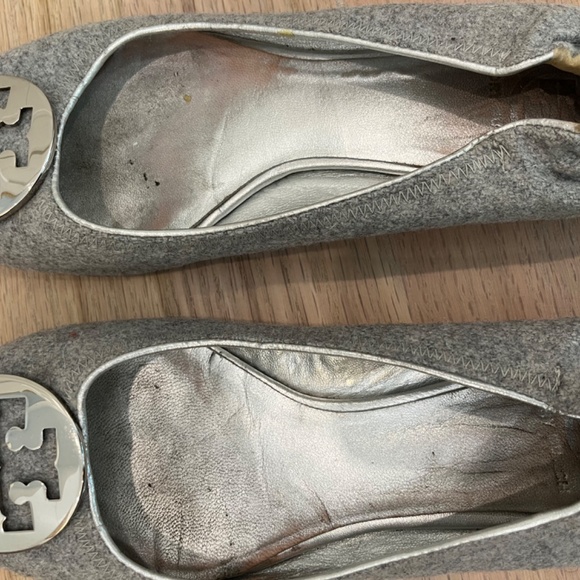 Gray wool Tori Burch slip on ballet flats - Picture 4 of 5